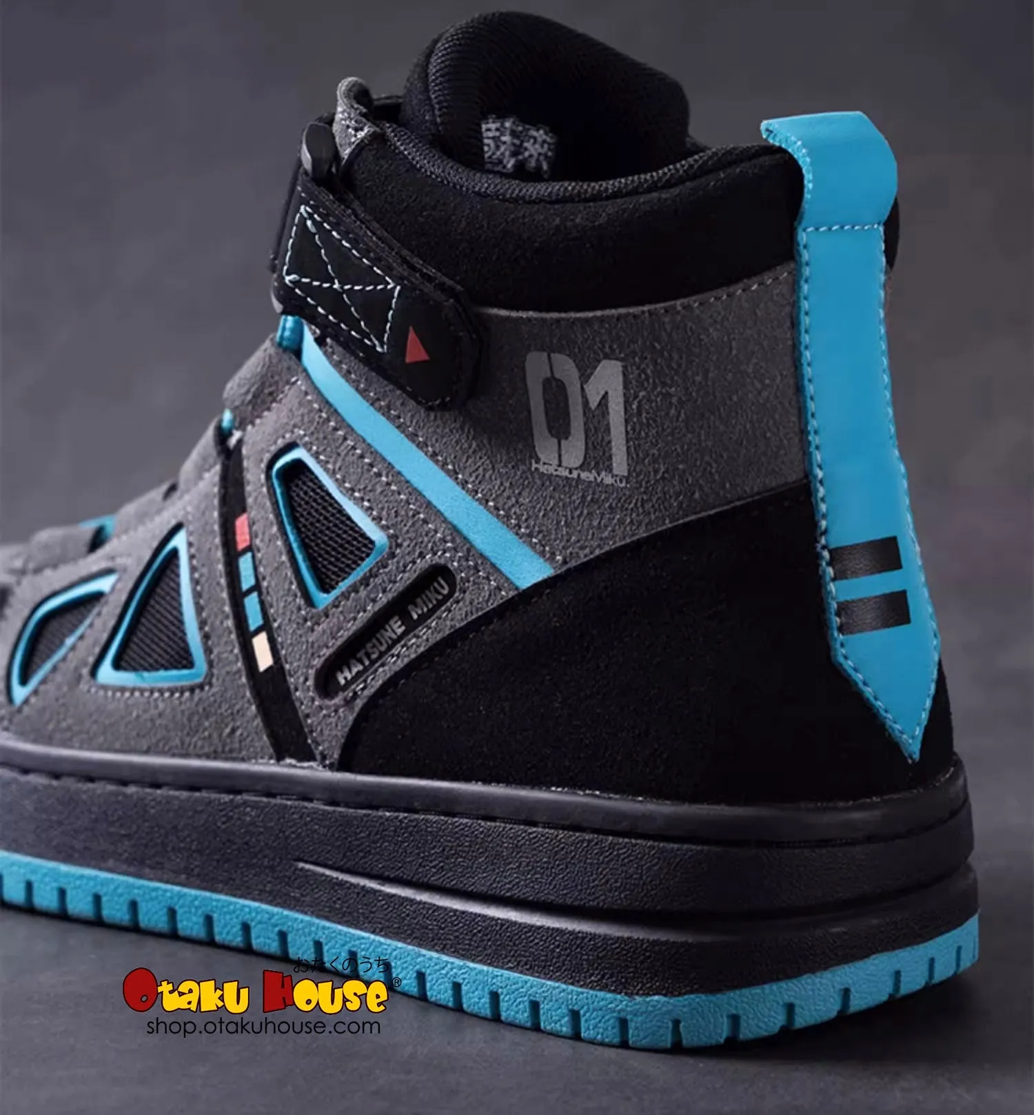 Hatsune Miku Vocaloid High-Top Sneakers Classic Black