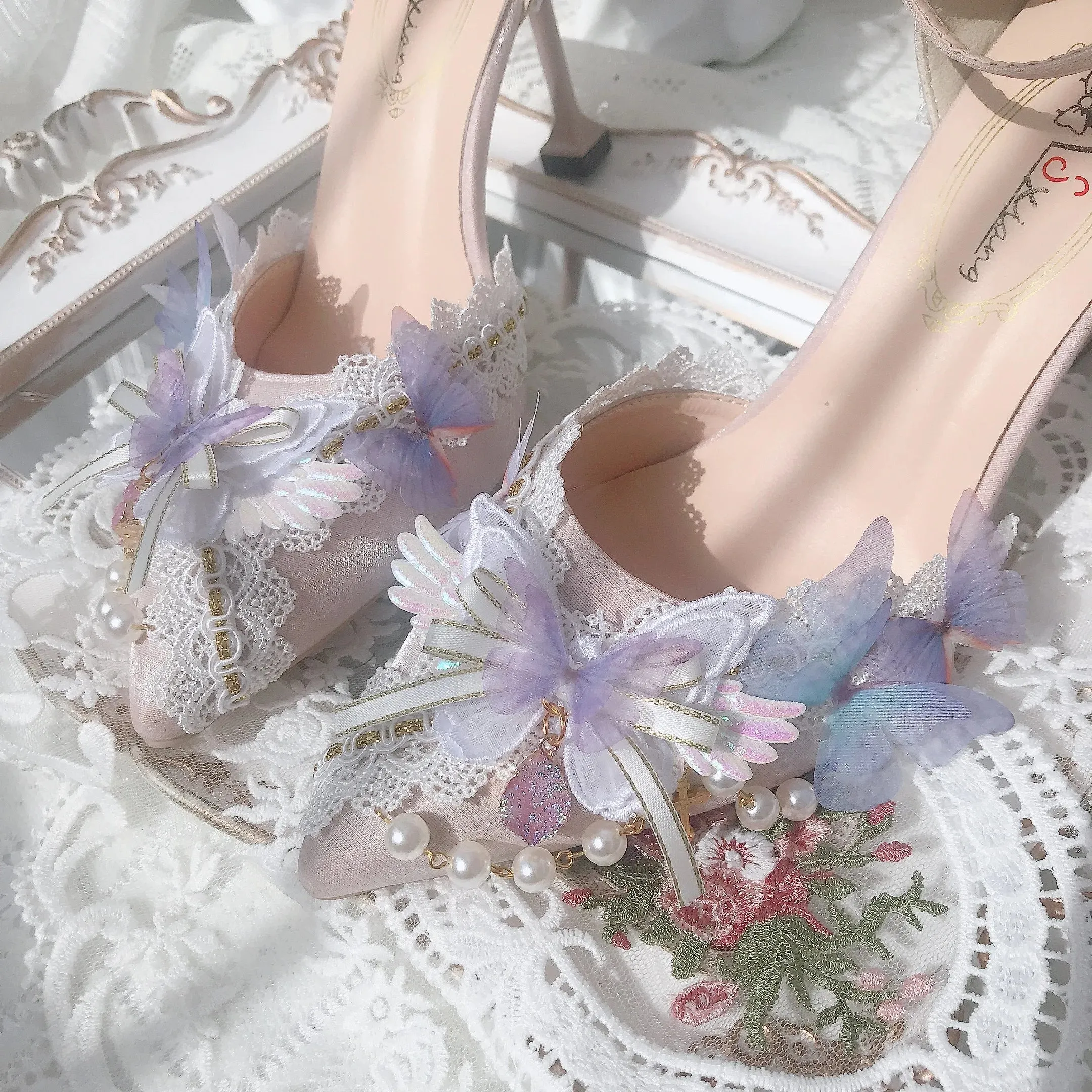 Sohiwoo Sweet Flower Wedding Butterfly High Heels 5cm/8cm Lolita Woman Shoes Pearl Decoration Beautiful Girls Kawaii Fairy Wedding Shoes