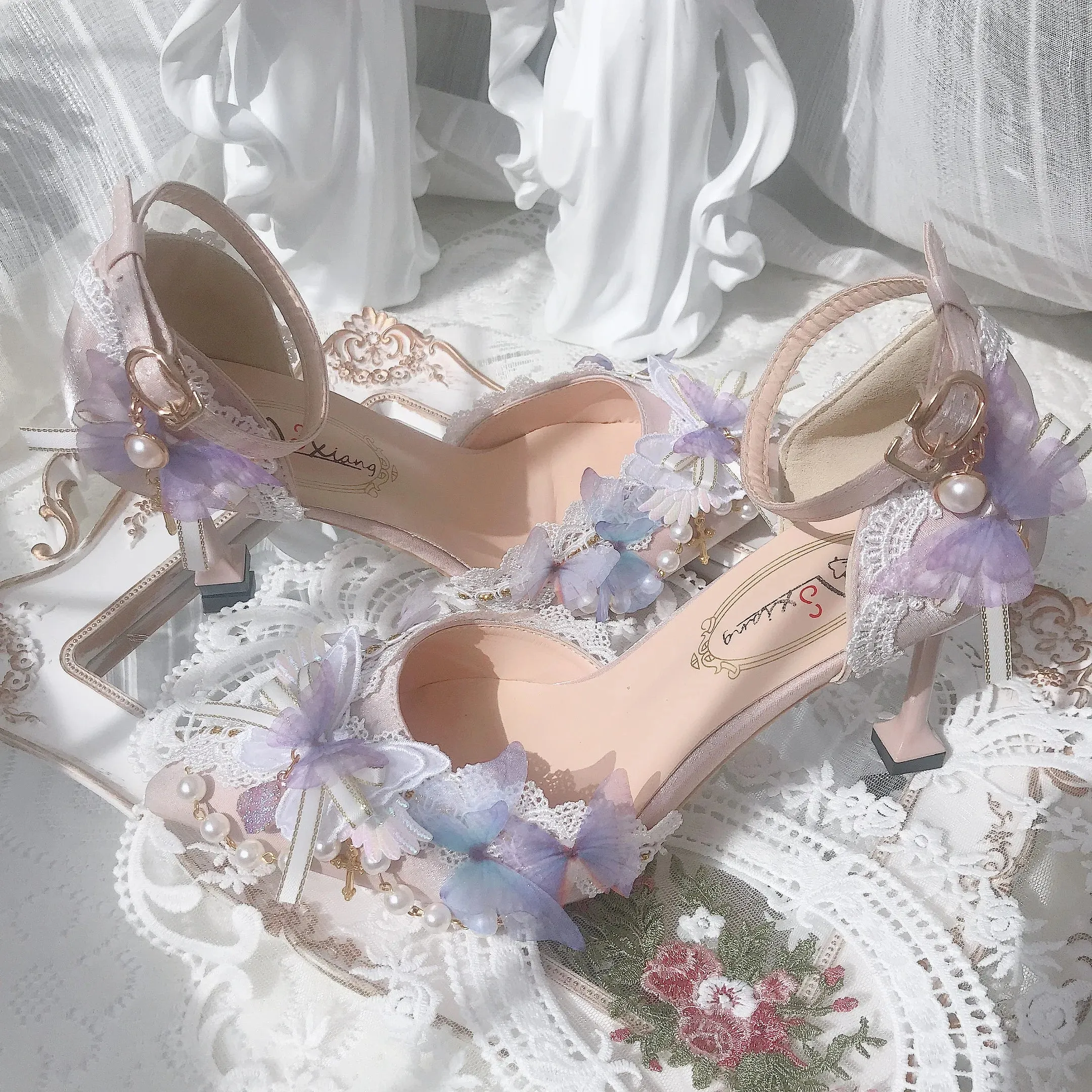 Sohiwoo Sweet Flower Wedding Butterfly High Heels 5cm/8cm Lolita Woman Shoes Pearl Decoration Beautiful Girls Kawaii Fairy Wedding Shoes