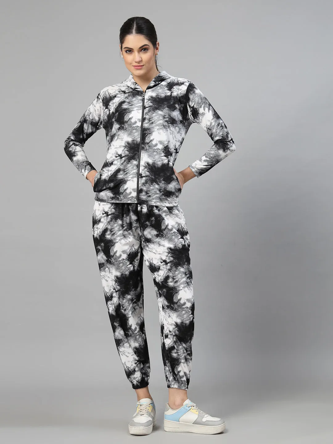 UZARUS Women Printed Hooded Zipper Full Sleeves Track Suit Co-ord Set