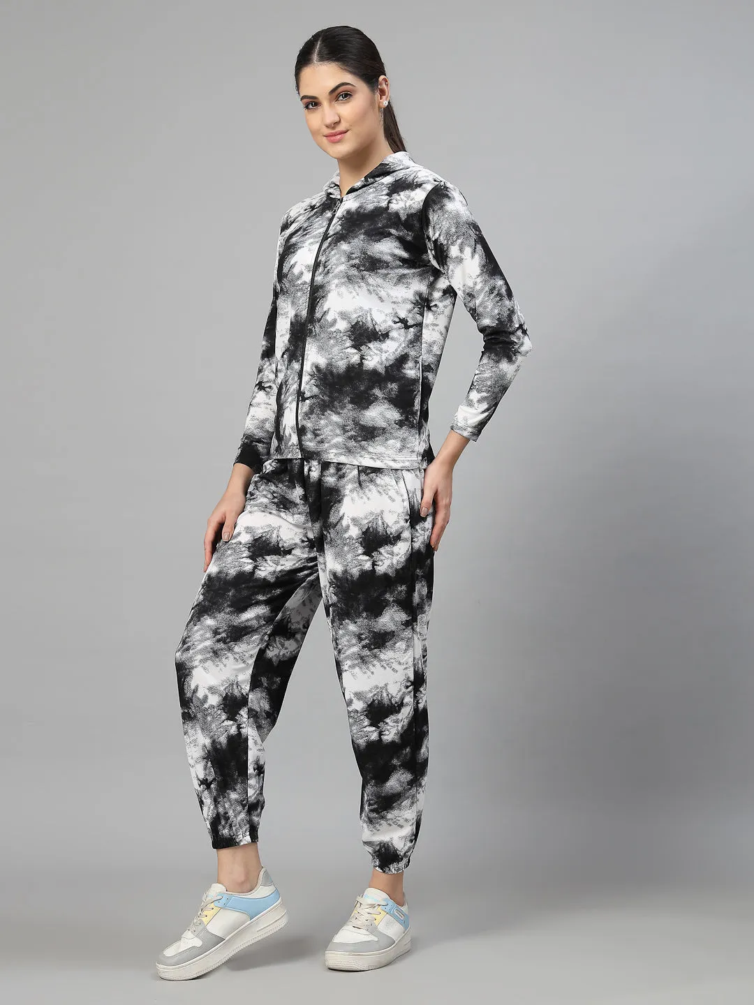 UZARUS Women Printed Hooded Zipper Full Sleeves Track Suit Co-ord Set