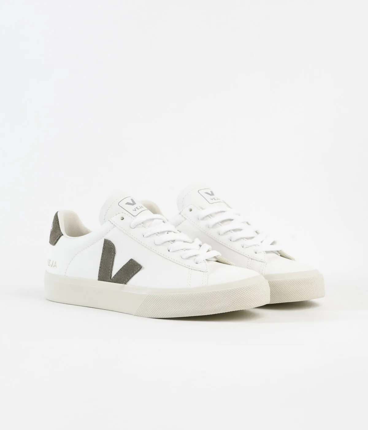 Veja Womens Campo ChromeFree Shoes - Extra White / Khaki